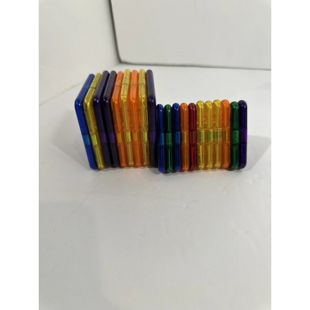 Magformers Lot 20 Pieces Intelligent Magnetic Building Toy Squares, Triangles